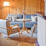 Waldhof Fuschlsee 4*