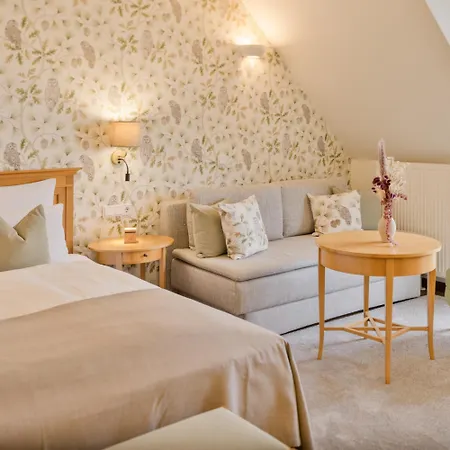 Waldhof Fuschlsee Hotel 4*