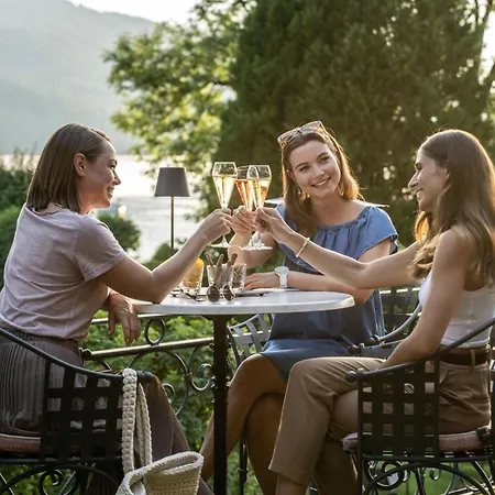 Hotel Waldhof Fuschlsee 4*