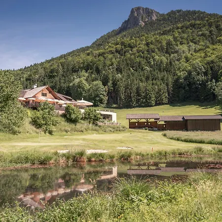 Waldhof Fuschlsee Hotel 4*